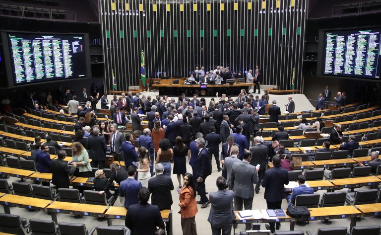 Câmara pode votar projeto que transfere, simbolicamente, a capital do Brasil para Belém na COP30