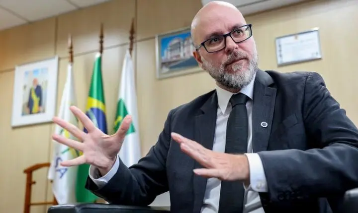 Anvisa quer reduzir fila de análises e priorizar inovações nacionais