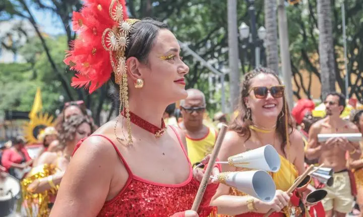 Campanha contra assédio sexual no carnaval tem adesão de 18 estados