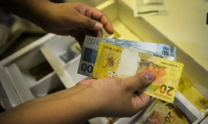 Economia brasileira cresce 0,1% no terceiro trimestre, estima FGV