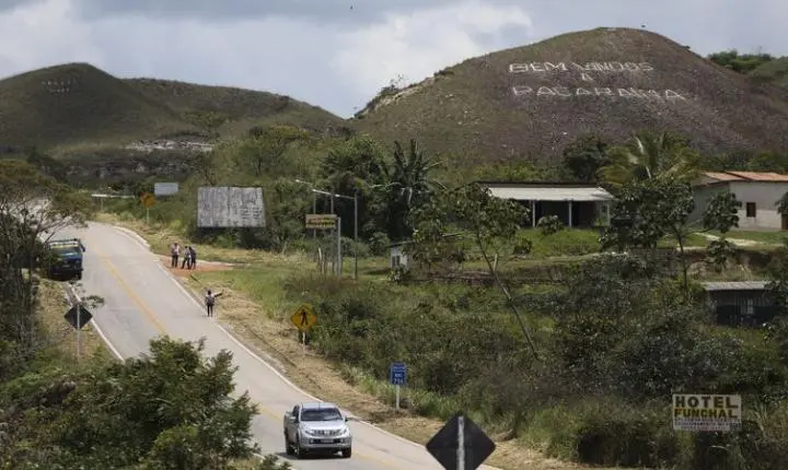 Justiça suspende emissão de títulos em terras de fronteira