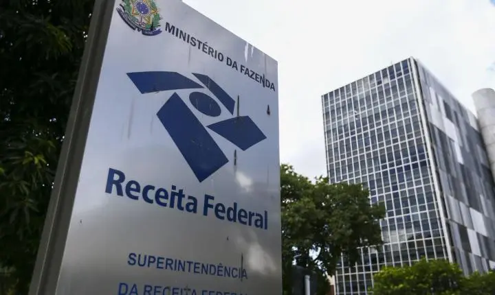 Receita admite vazamento de dados de ministros do STF