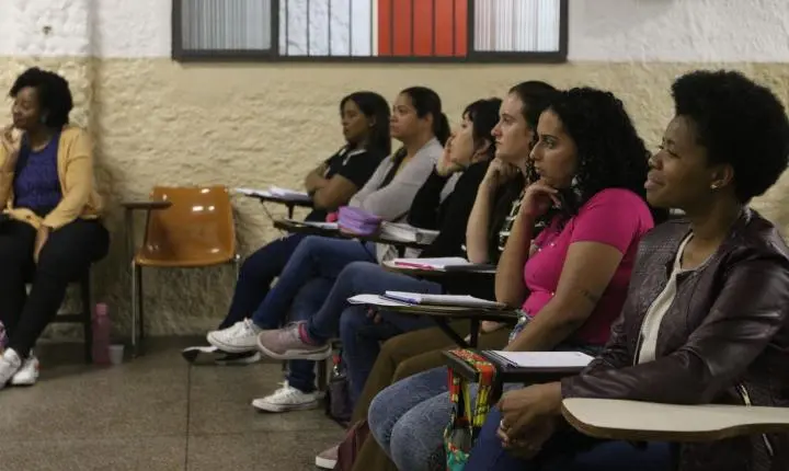 Rede de Cursinhos Populares tem inscrições abertas até 27 de fevereiro