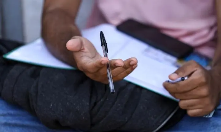 Tiroteio suspende prova do Enem em escola no Rio